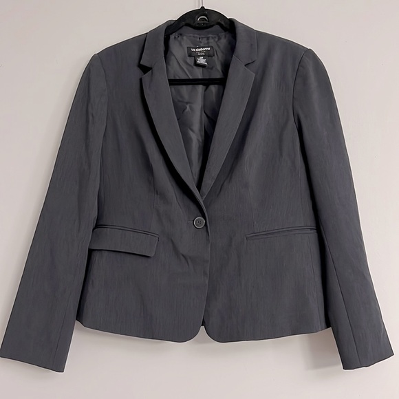 Liz Claiborne blazer. Size 12P. - Picture 1 of 5